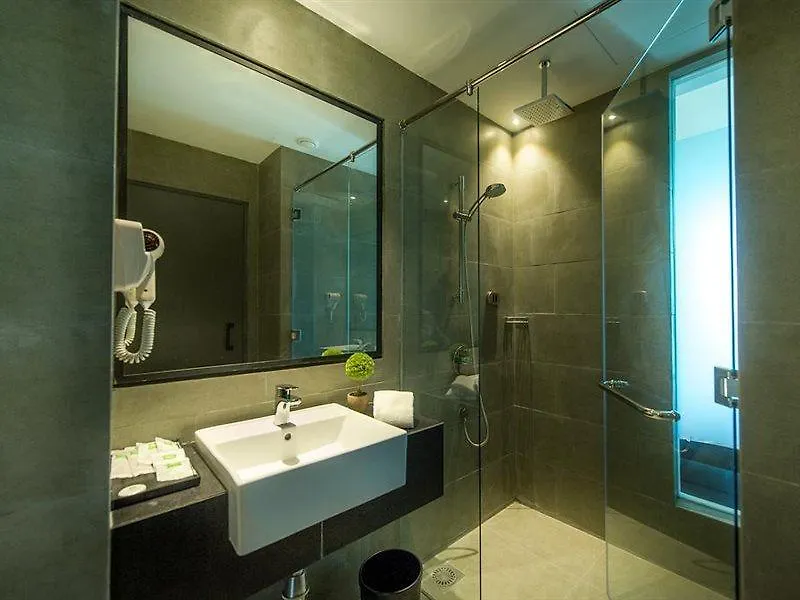 Ibis Styles Kota Kinabalu Inanam Hotel 3*,