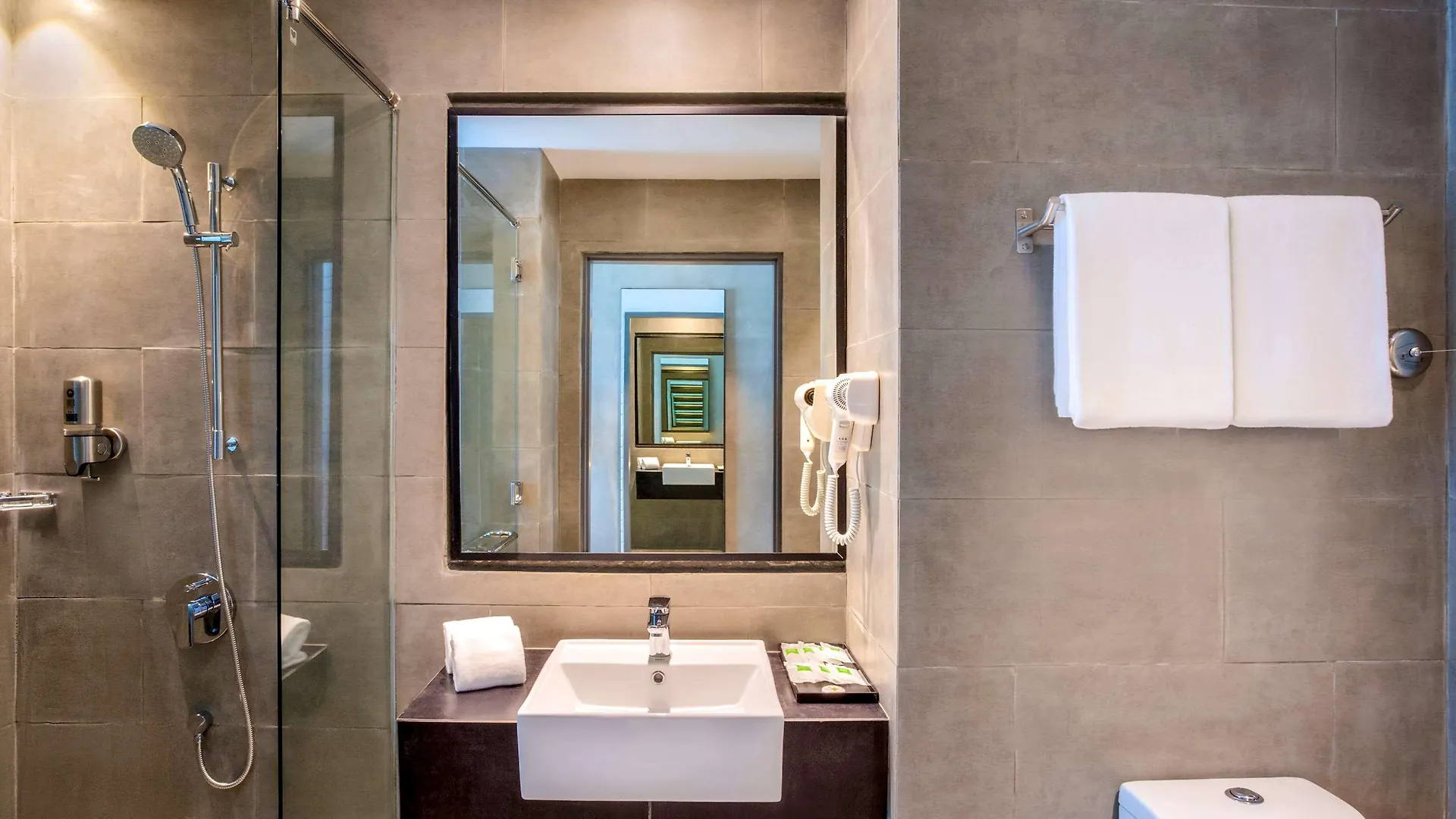Ibis Styles Kota Kinabalu Inanam Hotel
